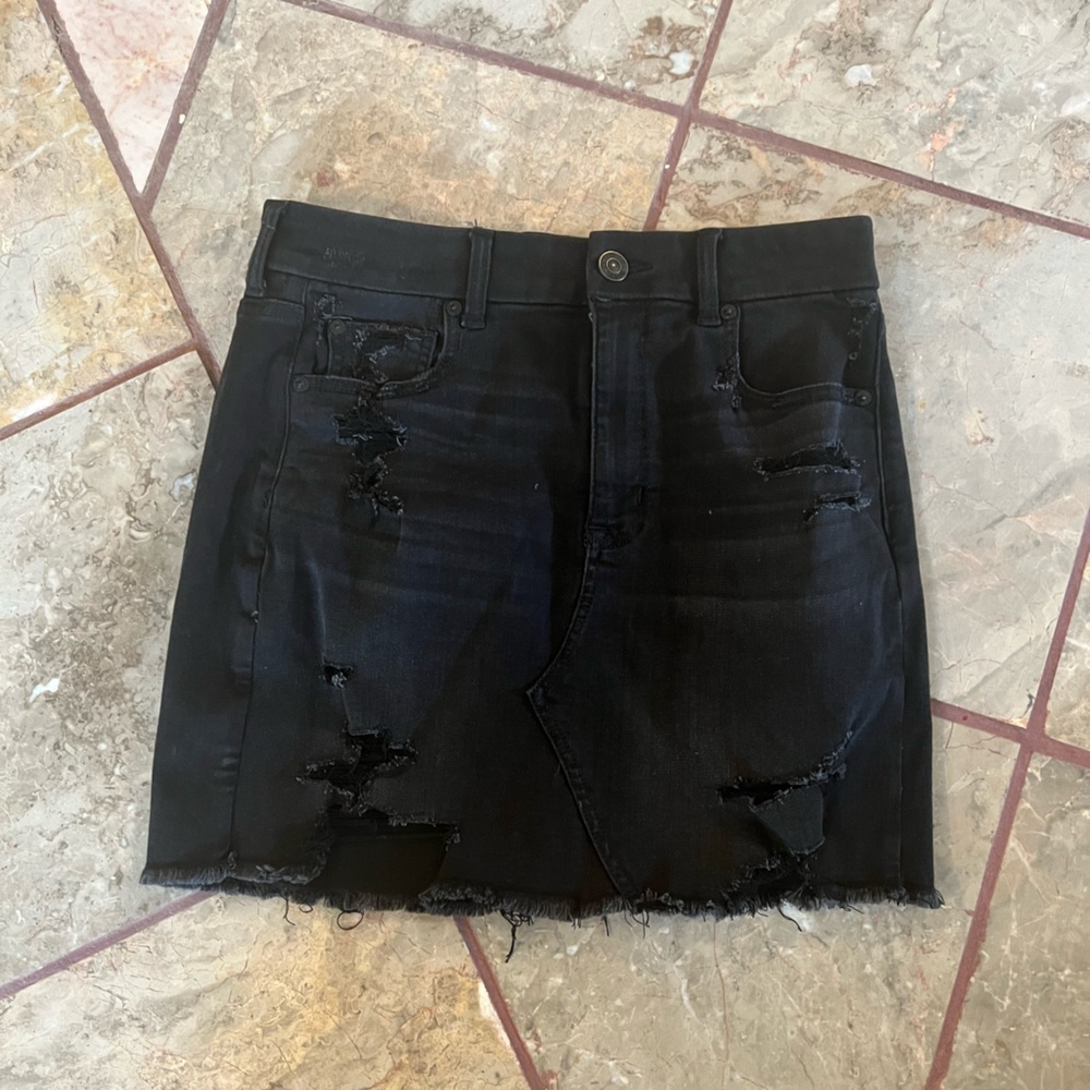 American eagle black ripped jean skirt